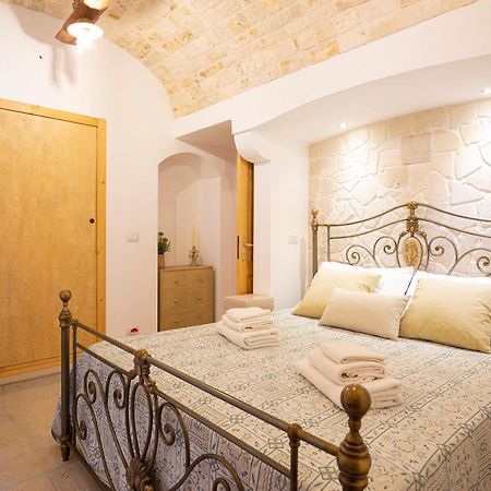 Trullo Arteanima Apartment โลโกโรตอนโด ภายนอก รูปภาพ