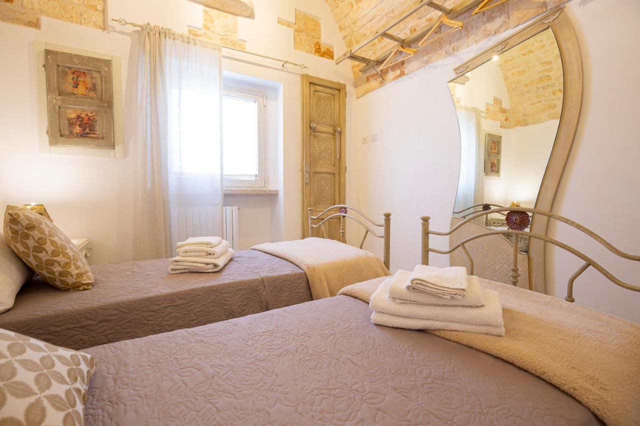 Trullo Arteanima Apartment โลโกโรตอนโด ภายนอก รูปภาพ