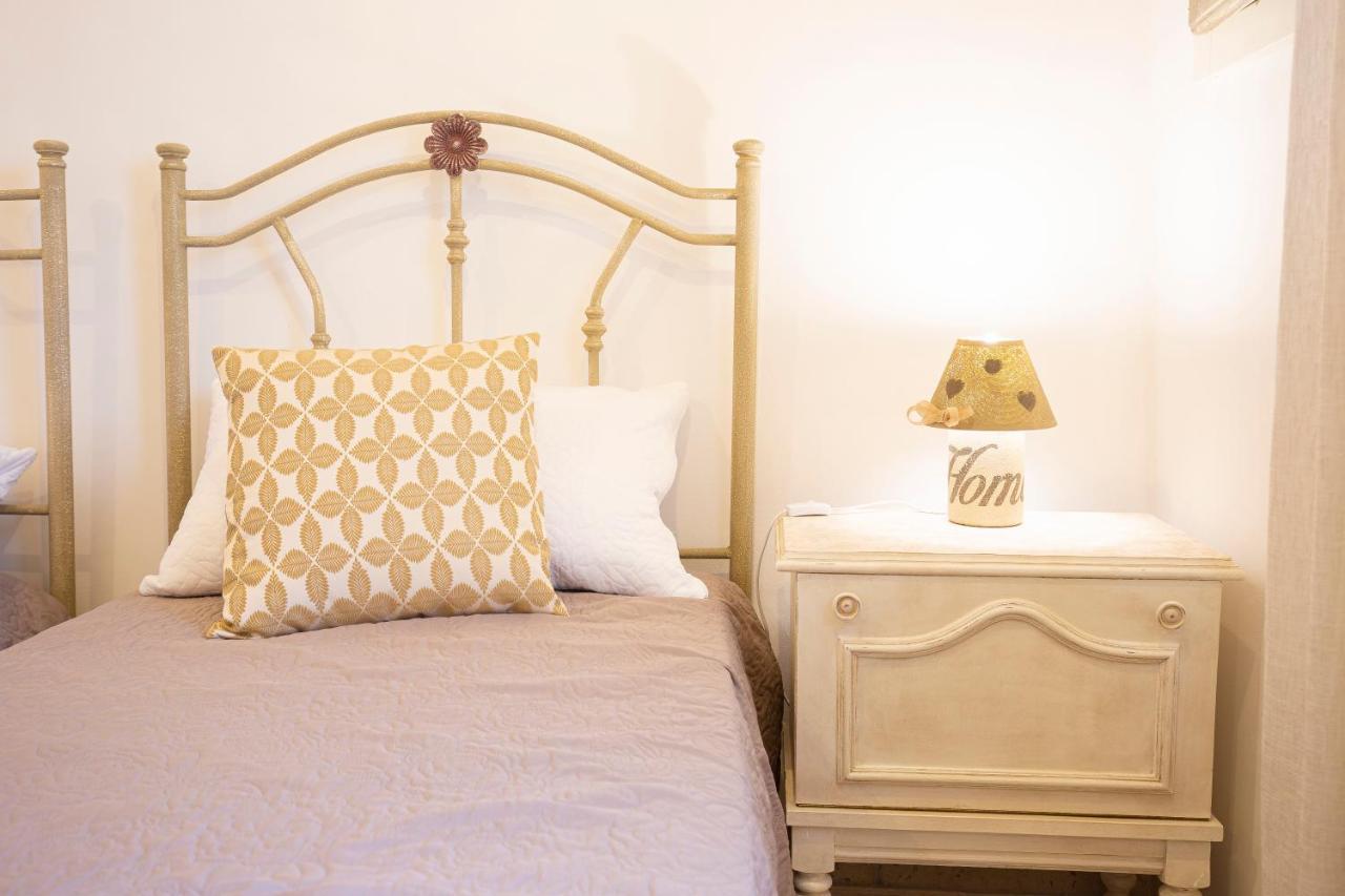 Trullo Arteanima Apartment โลโกโรตอนโด ภายนอก รูปภาพ