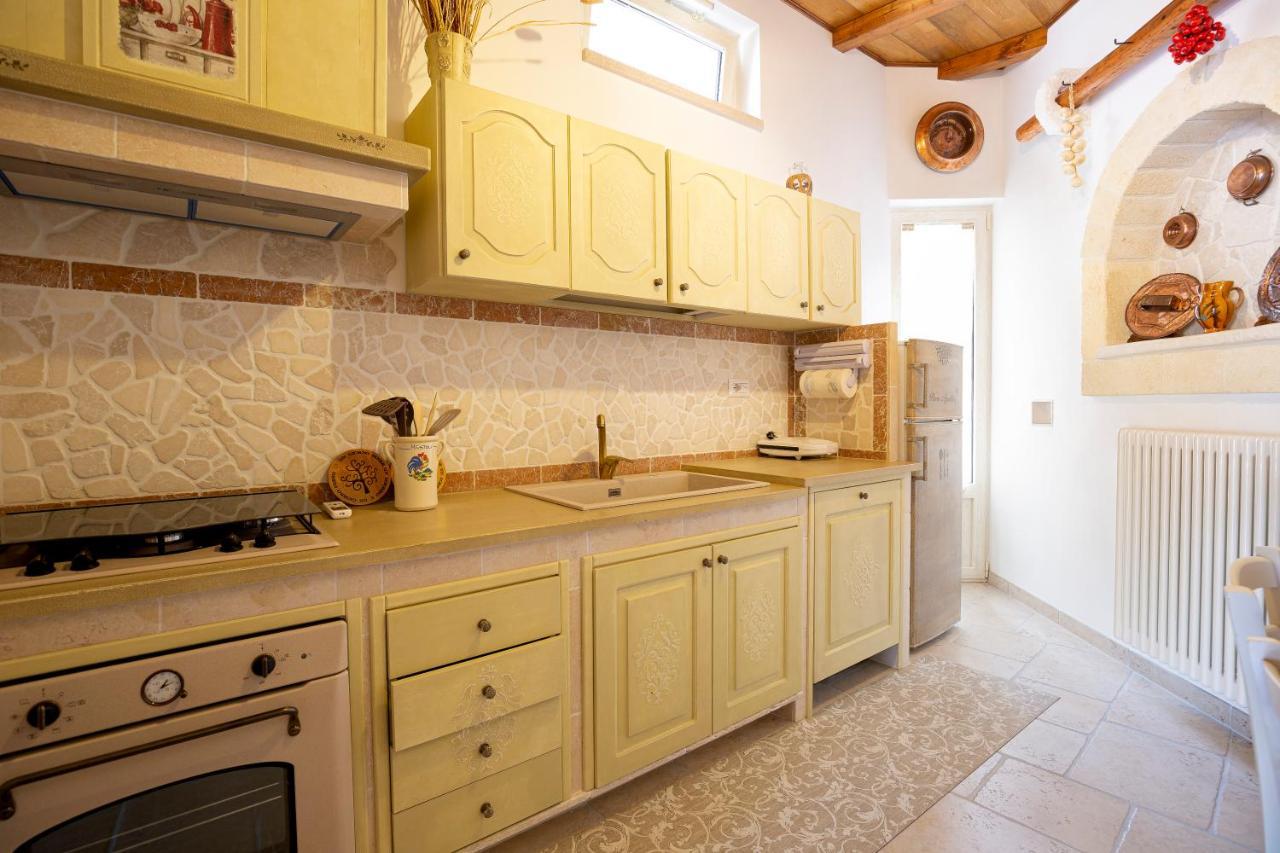 Trullo Arteanima Apartment โลโกโรตอนโด ภายนอก รูปภาพ